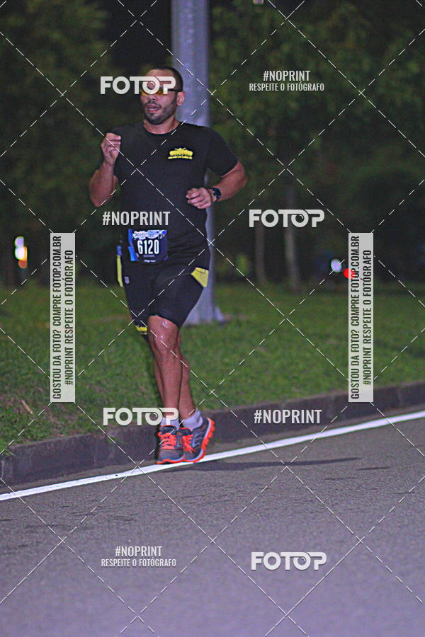 Buy your photos of the eventNight Run 2019 - Pop - Rio de Janeiro on Fotop