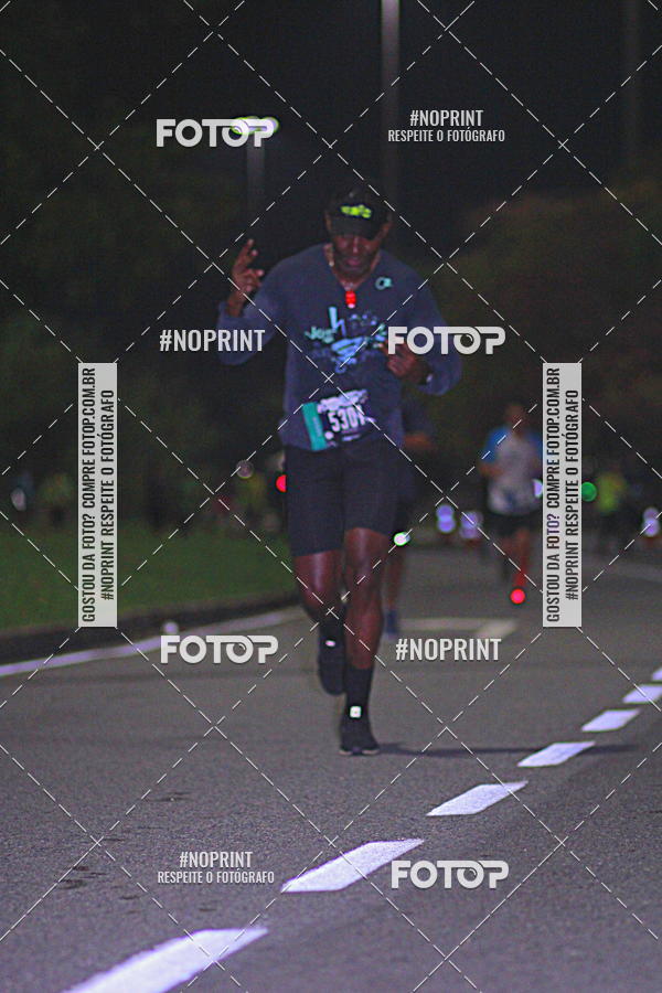 Buy your photos of the eventNight Run 2019 - Pop - Rio de Janeiro on Fotop