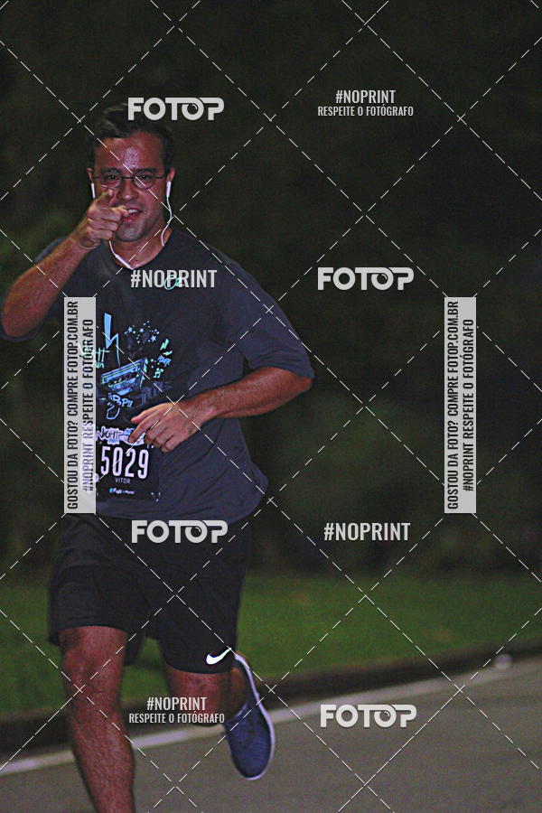 Buy your photos of the eventNight Run 2019 - Pop - Rio de Janeiro on Fotop