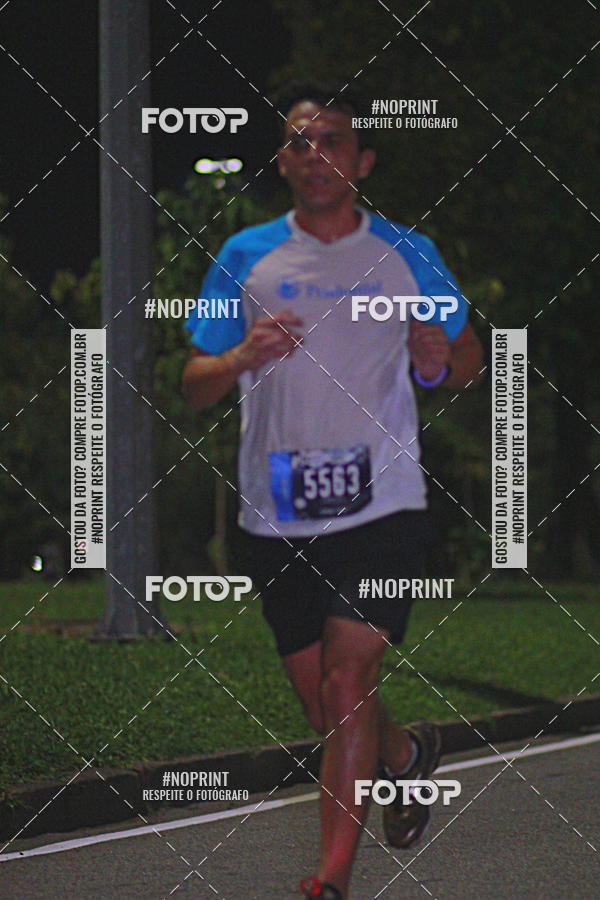 Buy your photos of the eventNight Run 2019 - Pop - Rio de Janeiro on Fotop