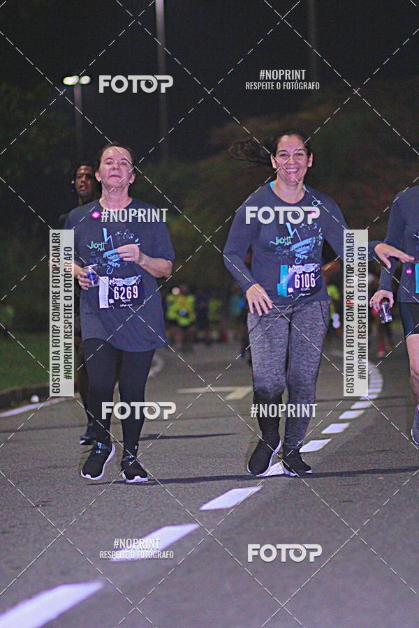 Buy your photos of the eventNight Run 2019 - Pop - Rio de Janeiro on Fotop