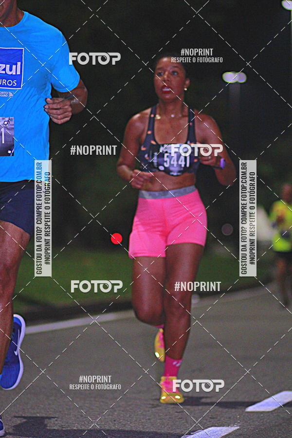 Buy your photos of the eventNight Run 2019 - Pop - Rio de Janeiro on Fotop