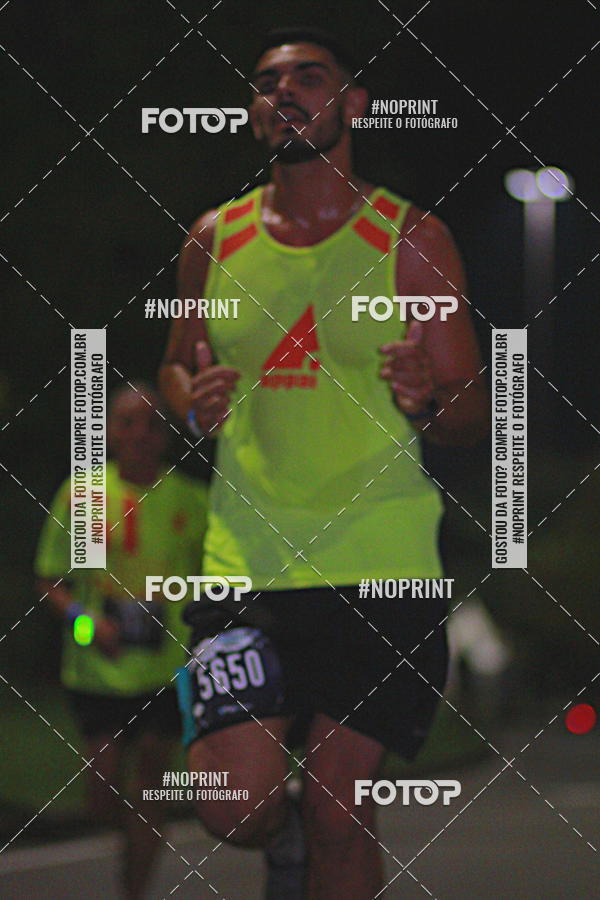 Buy your photos of the eventNight Run 2019 - Pop - Rio de Janeiro on Fotop