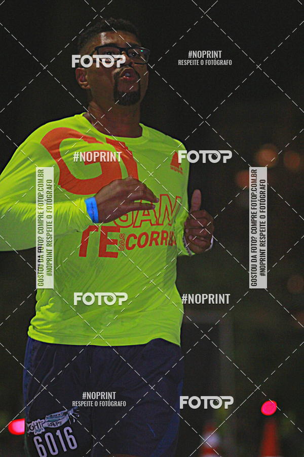 Buy your photos of the eventNight Run 2019 - Pop - Rio de Janeiro on Fotop