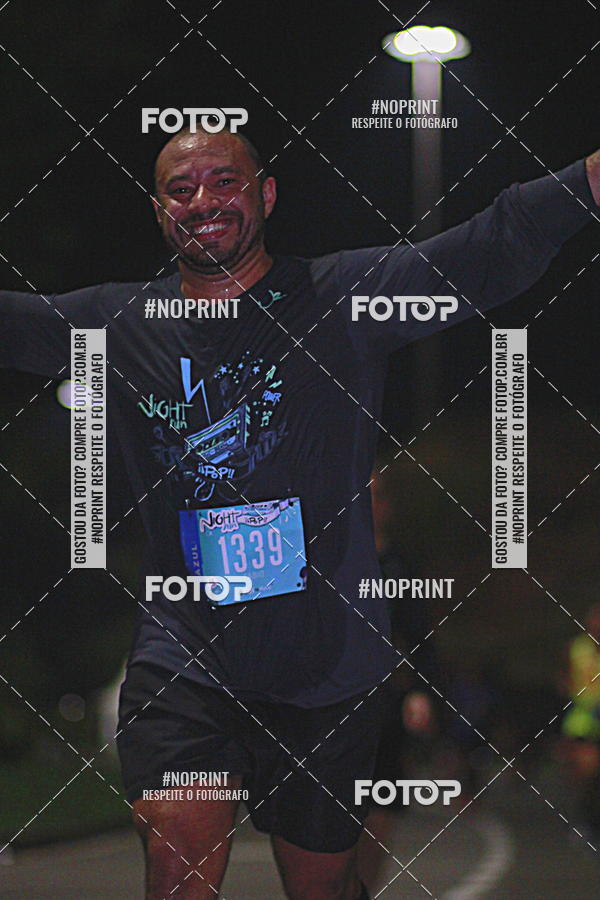 Buy your photos of the eventNight Run 2019 - Pop - Rio de Janeiro on Fotop