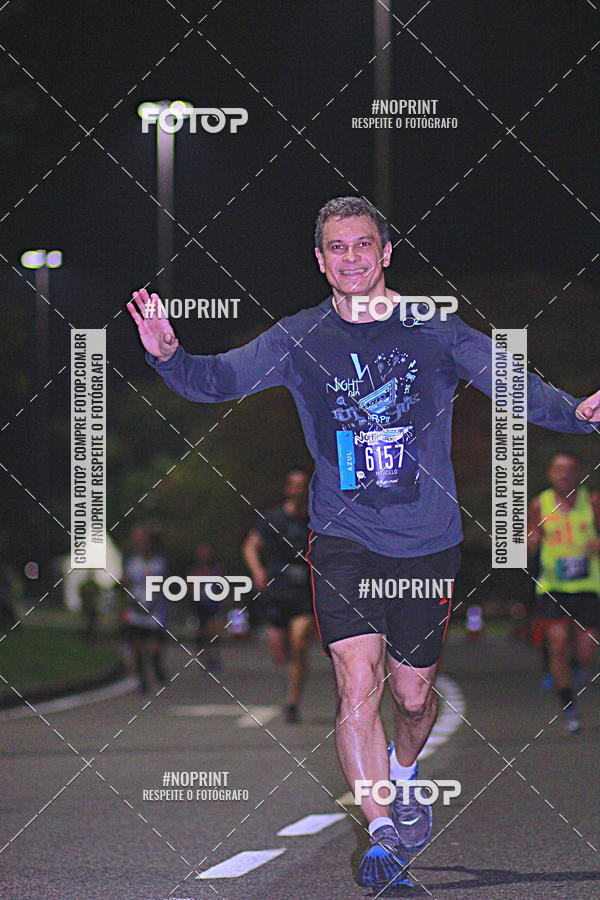 Buy your photos of the eventNight Run 2019 - Pop - Rio de Janeiro on Fotop
