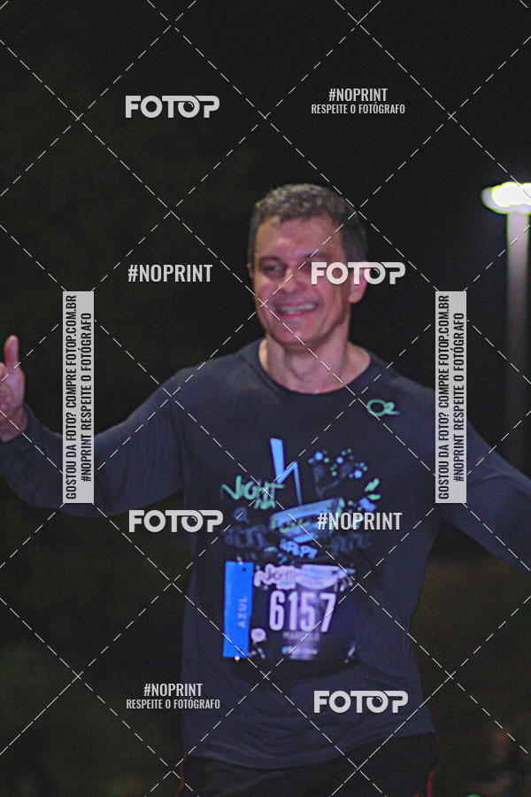 Buy your photos of the eventNight Run 2019 - Pop - Rio de Janeiro on Fotop