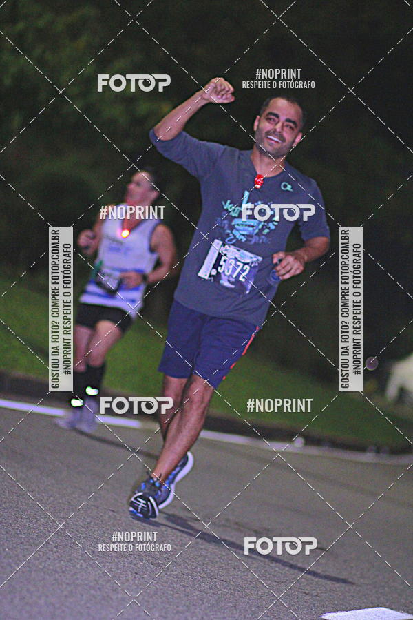Buy your photos of the eventNight Run 2019 - Pop - Rio de Janeiro on Fotop