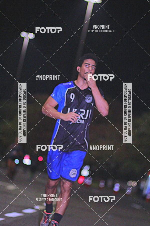 Buy your photos of the eventNight Run 2019 - Pop - Rio de Janeiro on Fotop