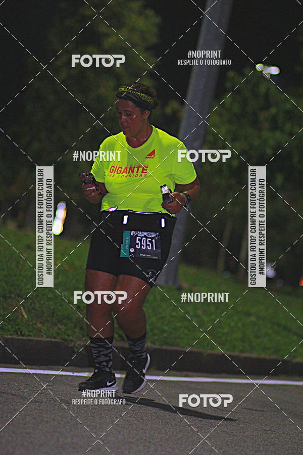 Buy your photos of the eventNight Run 2019 - Pop - Rio de Janeiro on Fotop