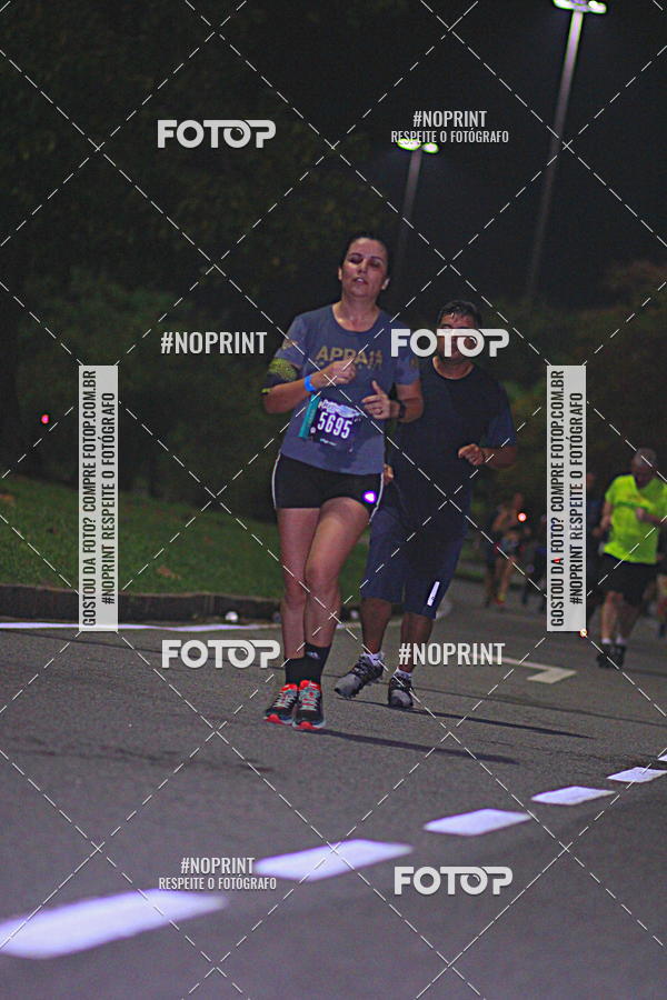 Buy your photos of the eventNight Run 2019 - Pop - Rio de Janeiro on Fotop