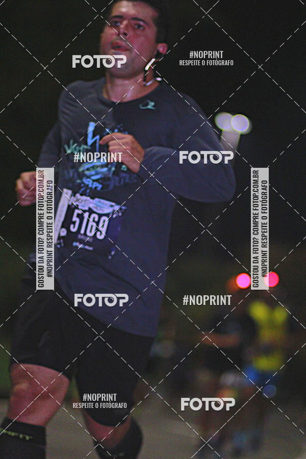 Buy your photos of the eventNight Run 2019 - Pop - Rio de Janeiro on Fotop