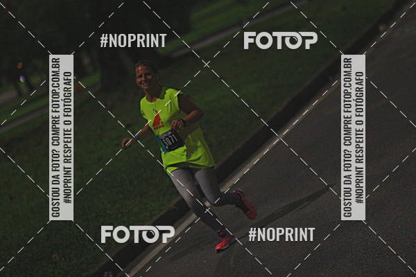 Buy your photos of the eventNight Run 2019 - Pop - Rio de Janeiro on Fotop