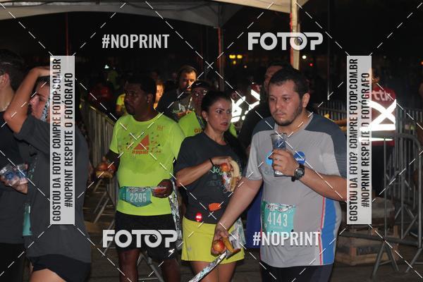 Buy your photos of the eventNight Run 2019 - Pop - Rio de Janeiro on Fotop