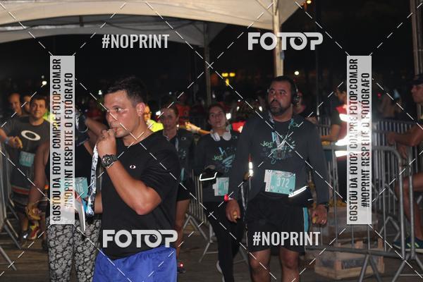 Buy your photos of the eventNight Run 2019 - Pop - Rio de Janeiro on Fotop