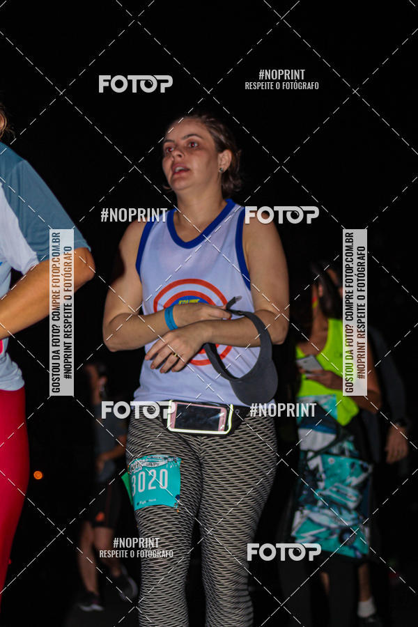 Buy your photos of the eventNight Run 2019 - Pop - Rio de Janeiro on Fotop