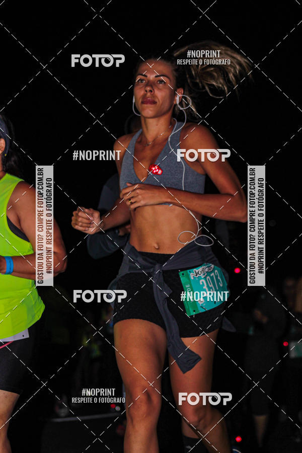 Buy your photos of the eventNight Run 2019 - Pop - Rio de Janeiro on Fotop