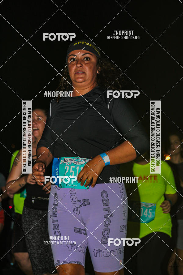 Buy your photos of the eventNight Run 2019 - Pop - Rio de Janeiro on Fotop