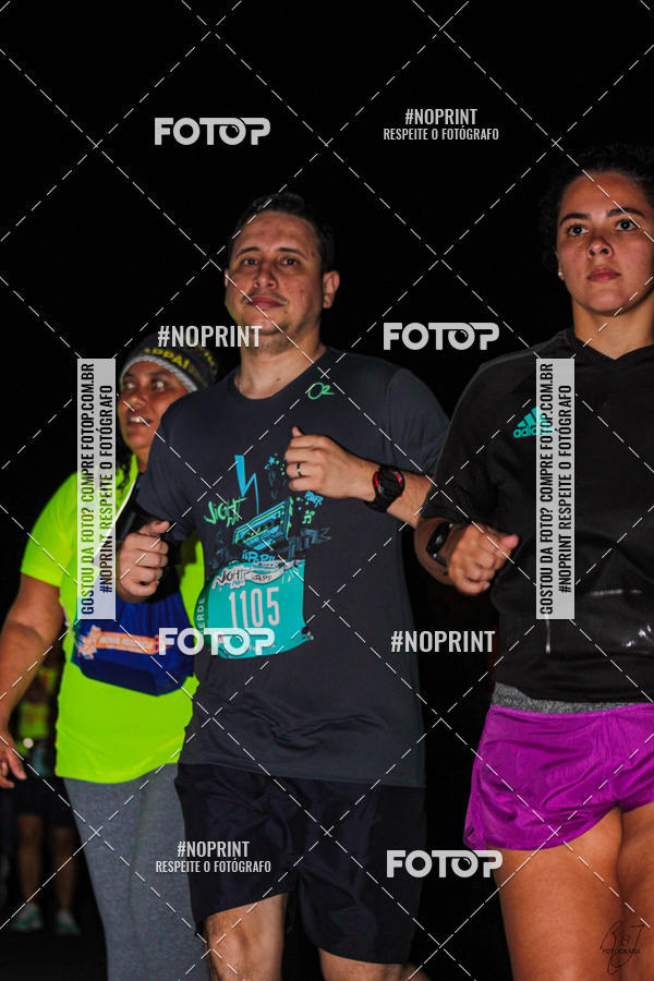 Buy your photos of the eventNight Run 2019 - Pop - Rio de Janeiro on Fotop