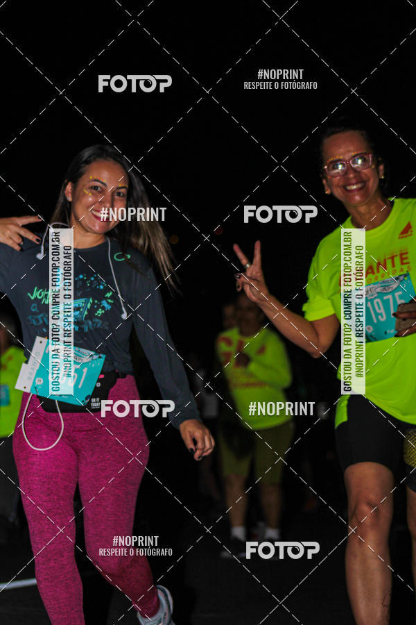 Buy your photos of the eventNight Run 2019 - Pop - Rio de Janeiro on Fotop