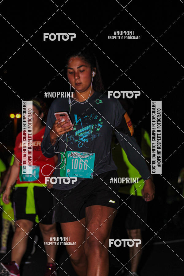 Buy your photos of the eventNight Run 2019 - Pop - Rio de Janeiro on Fotop