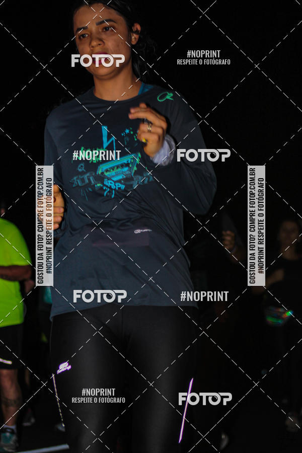 Buy your photos of the eventNight Run 2019 - Pop - Rio de Janeiro on Fotop