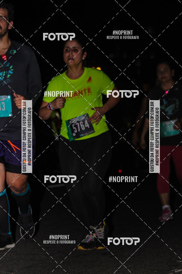 Buy your photos of the eventNight Run 2019 - Pop - Rio de Janeiro on Fotop