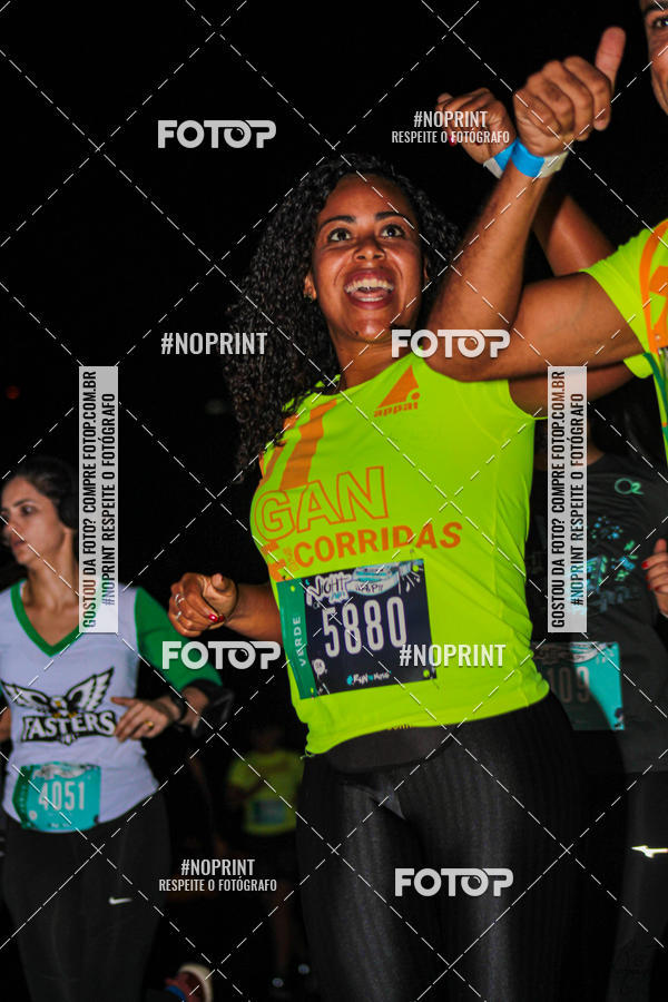 Buy your photos of the eventNight Run 2019 - Pop - Rio de Janeiro on Fotop
