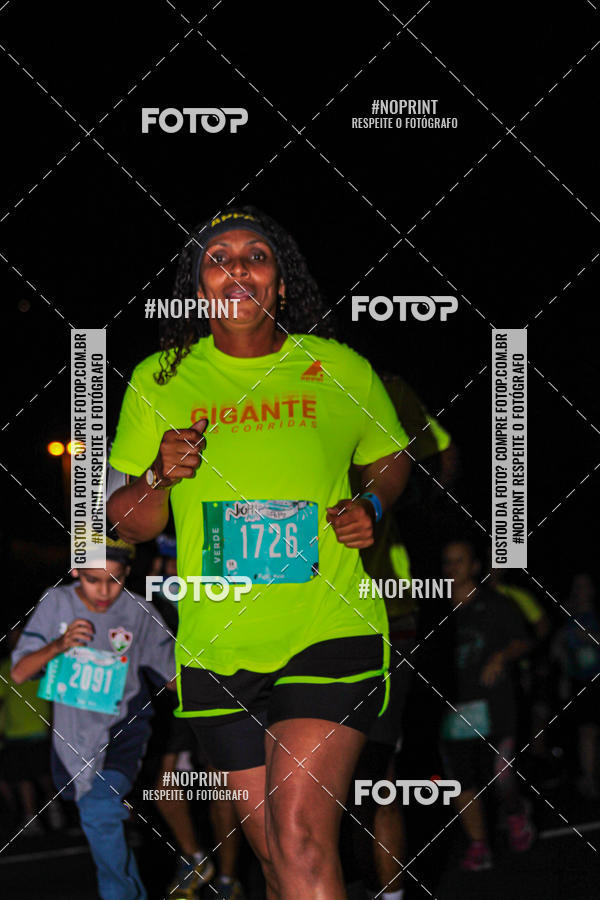 Buy your photos of the eventNight Run 2019 - Pop - Rio de Janeiro on Fotop