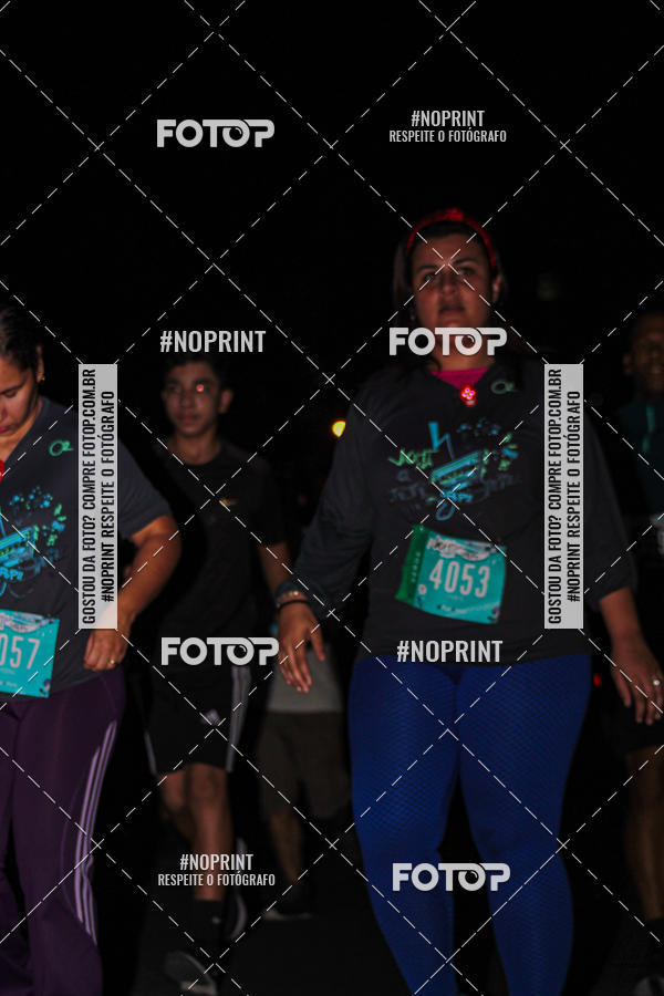 Buy your photos of the eventNight Run 2019 - Pop - Rio de Janeiro on Fotop