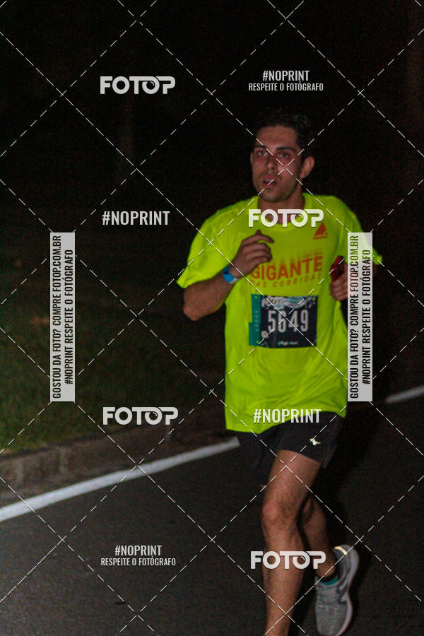 Buy your photos of the eventNight Run 2019 - Pop - Rio de Janeiro on Fotop