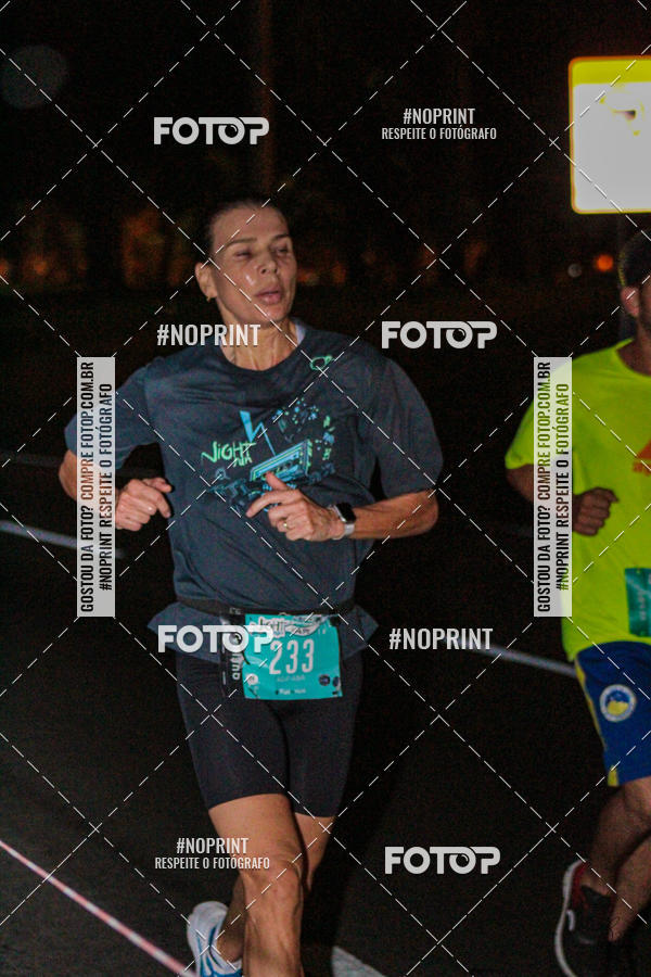 Buy your photos of the eventNight Run 2019 - Pop - Rio de Janeiro on Fotop