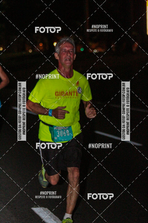 Buy your photos of the eventNight Run 2019 - Pop - Rio de Janeiro on Fotop