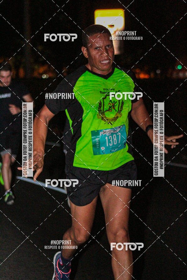 Buy your photos of the eventNight Run 2019 - Pop - Rio de Janeiro on Fotop