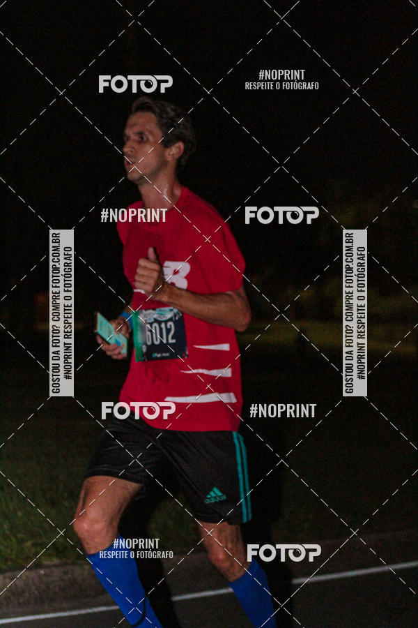 Buy your photos of the eventNight Run 2019 - Pop - Rio de Janeiro on Fotop