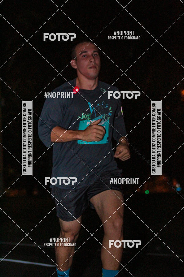 Buy your photos of the eventNight Run 2019 - Pop - Rio de Janeiro on Fotop