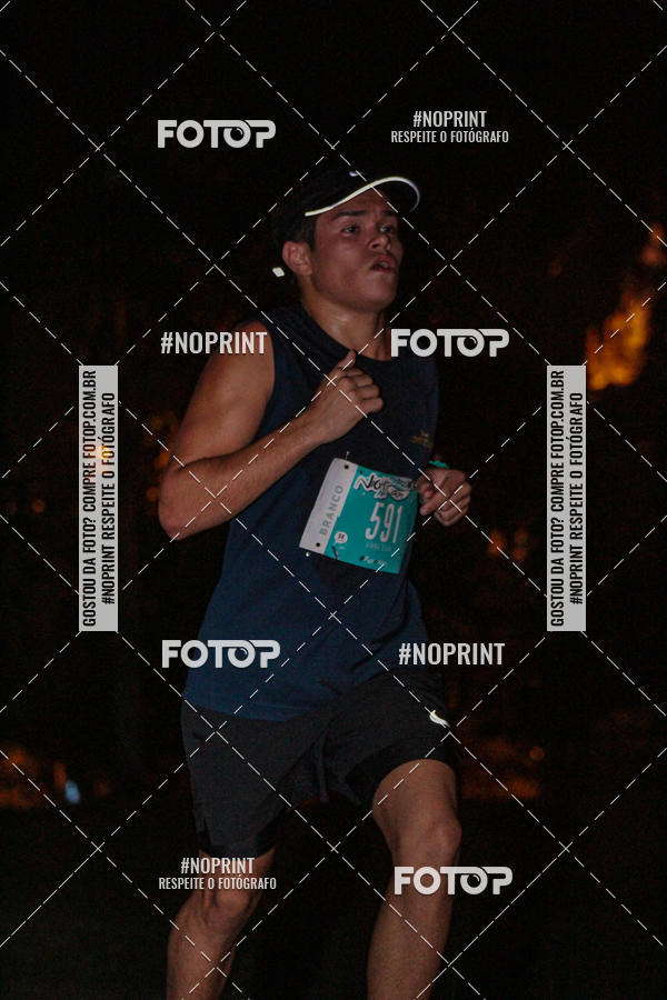 Buy your photos of the eventNight Run 2019 - Pop - Rio de Janeiro on Fotop