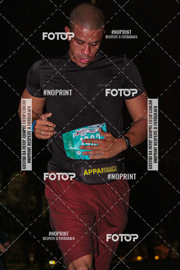 Buy your photos of the eventNight Run 2019 - Pop - Rio de Janeiro on Fotop