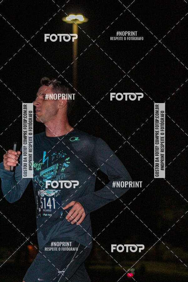 Buy your photos of the eventNight Run 2019 - Pop - Rio de Janeiro on Fotop