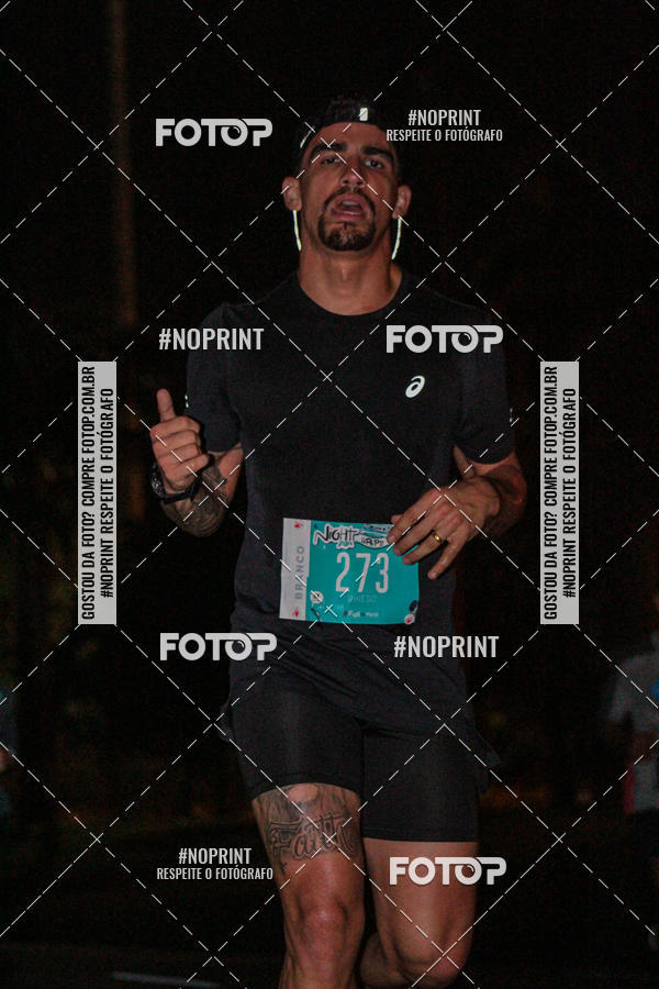 Buy your photos of the eventNight Run 2019 - Pop - Rio de Janeiro on Fotop
