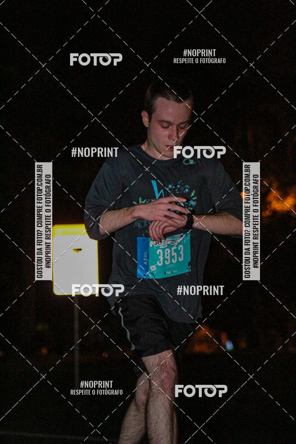 Buy your photos of the eventNight Run 2019 - Pop - Rio de Janeiro on Fotop