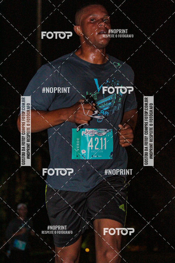 Buy your photos of the eventNight Run 2019 - Pop - Rio de Janeiro on Fotop
