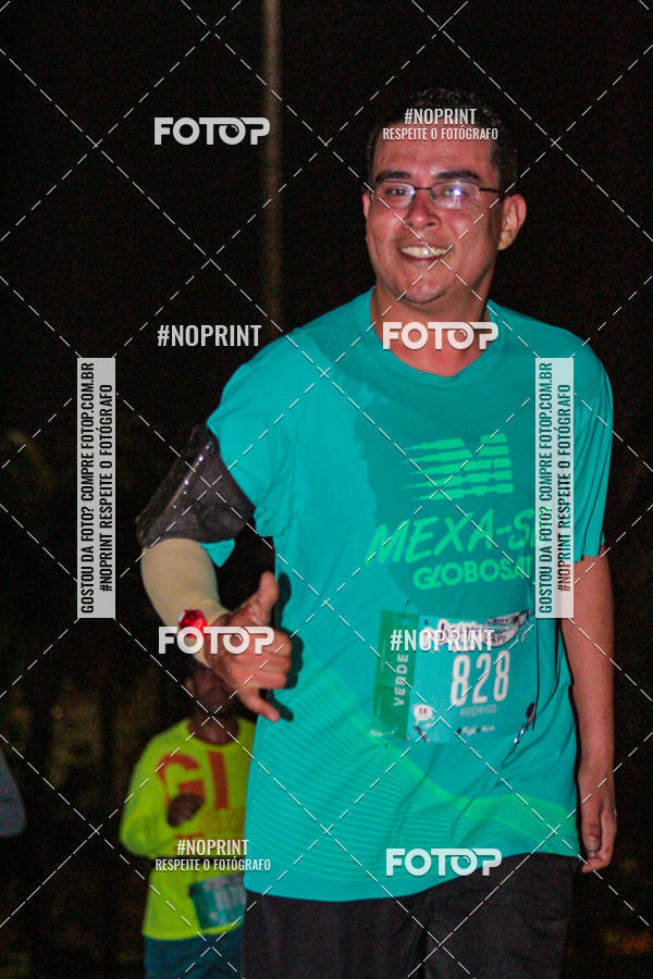Buy your photos of the eventNight Run 2019 - Pop - Rio de Janeiro on Fotop