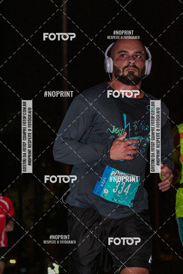 Buy your photos of the eventNight Run 2019 - Pop - Rio de Janeiro on Fotop