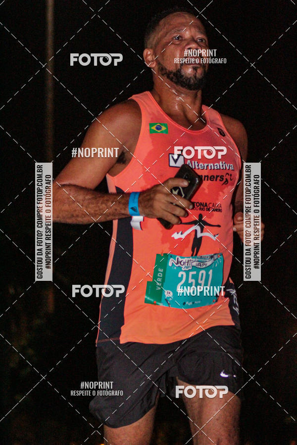 Buy your photos of the eventNight Run 2019 - Pop - Rio de Janeiro on Fotop