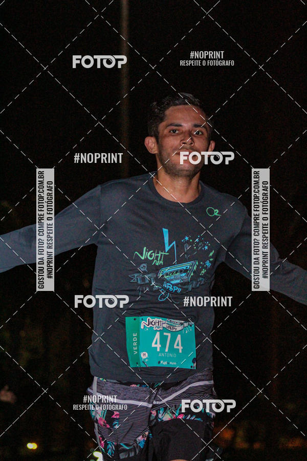 Buy your photos of the eventNight Run 2019 - Pop - Rio de Janeiro on Fotop