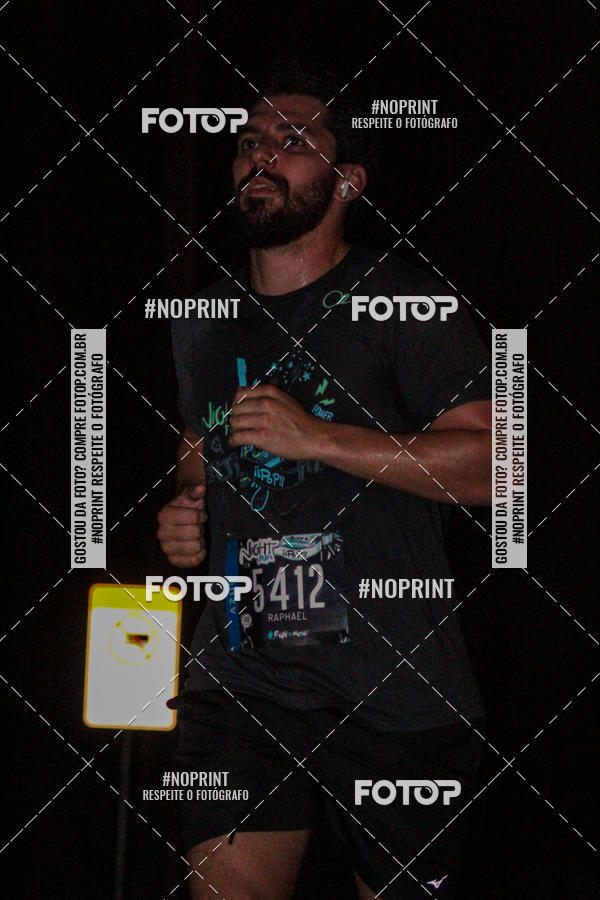 Buy your photos of the eventNight Run 2019 - Pop - Rio de Janeiro on Fotop