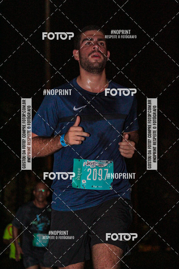 Buy your photos of the eventNight Run 2019 - Pop - Rio de Janeiro on Fotop