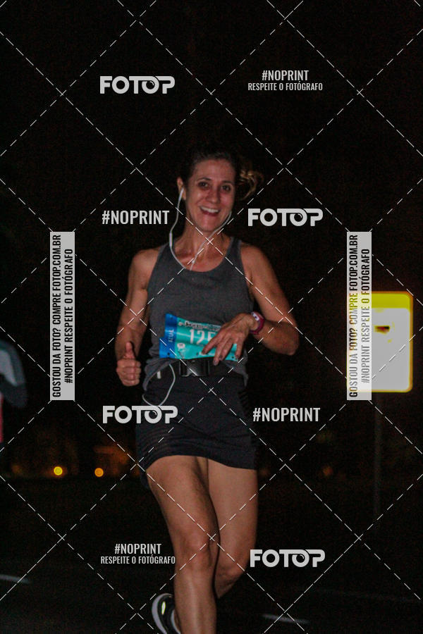 Buy your photos of the eventNight Run 2019 - Pop - Rio de Janeiro on Fotop