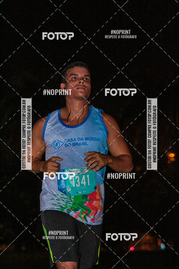 Buy your photos of the eventNight Run 2019 - Pop - Rio de Janeiro on Fotop